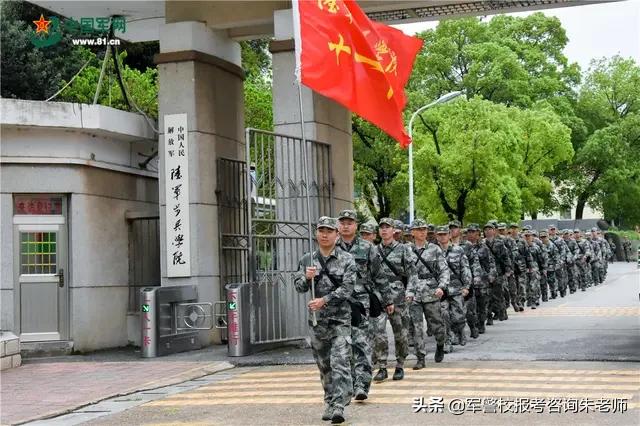軍事院校分數(shù)線詳解，如何把握入學門檻？，軍事院校分數(shù)線詳解，如何把握入學門檻與提高錄取機會？