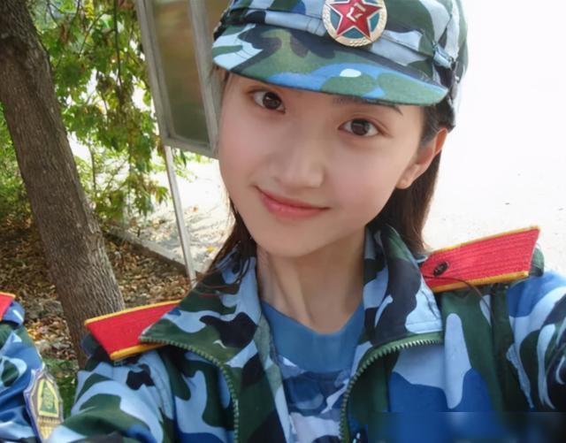 軍事直播間董嘉耀，一位軍事領域的佼佼者，董嘉耀，軍事領域的翹楚，深度解析軍事直播間
