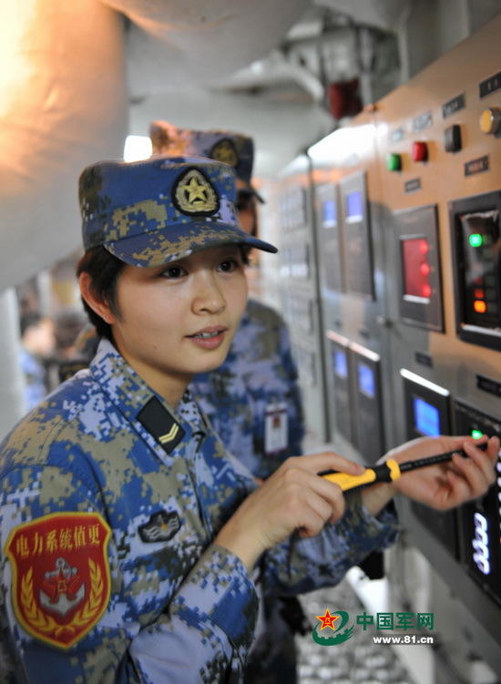 遼寧艦上的女兵角色與職責(zé)解析，遼寧艦上的女兵角色與職責(zé)探討