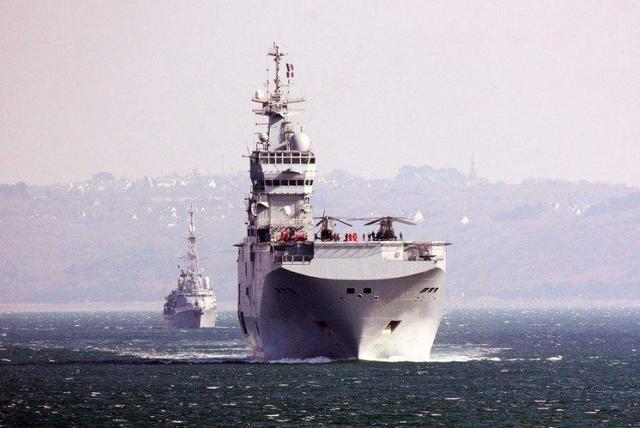 探索西北風(fēng)級(jí)兩棲攻擊艦，強(qiáng)大的海上力量展現(xiàn)，揭秘西北風(fēng)級(jí)兩棲攻擊艦，海上力量的巔峰展現(xiàn)